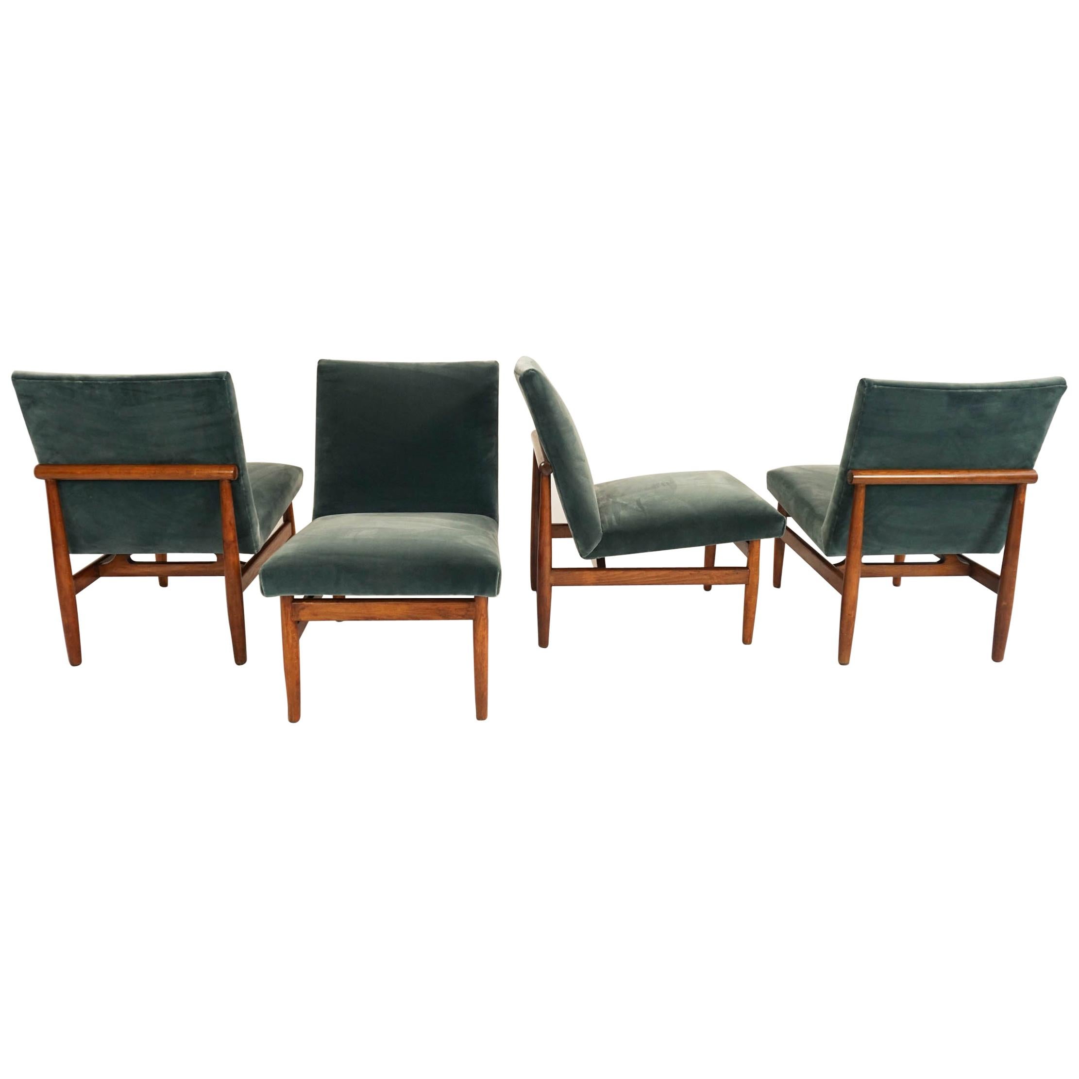 Set of 4 Danish Elegant Lounge Chairs For Sale