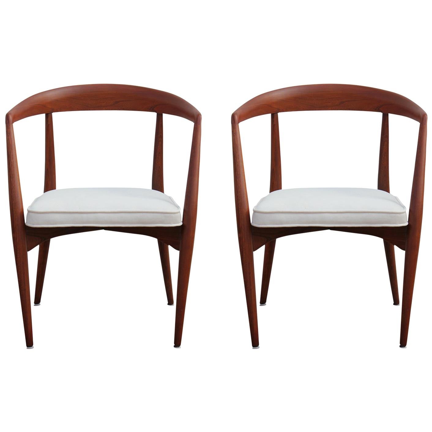Pair of Modern Sculptural White Velvet Dining Chairs by Lawrence Peabody