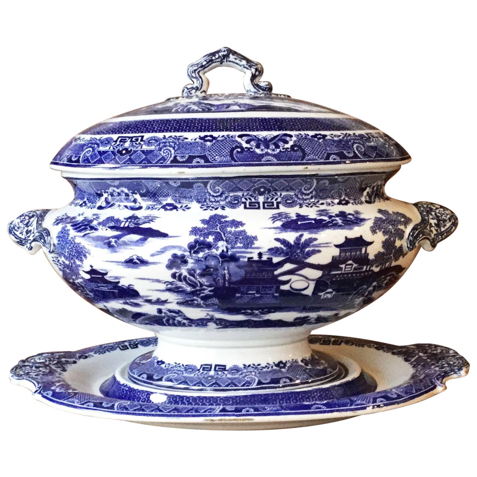 19th Century English Blue and White Soup Tureen Copeland