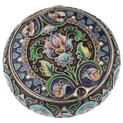 20th Century Russian Solid Silver and Enamel Pill Box, 11th Artel, circa 1910