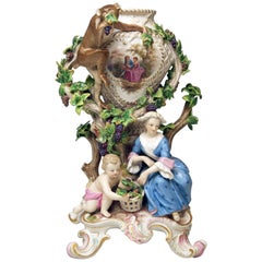 Vase Pot-pourri Meissen Raisins de vin Singe Modèle 1002 par Eberlein Fabriqué vers 1860