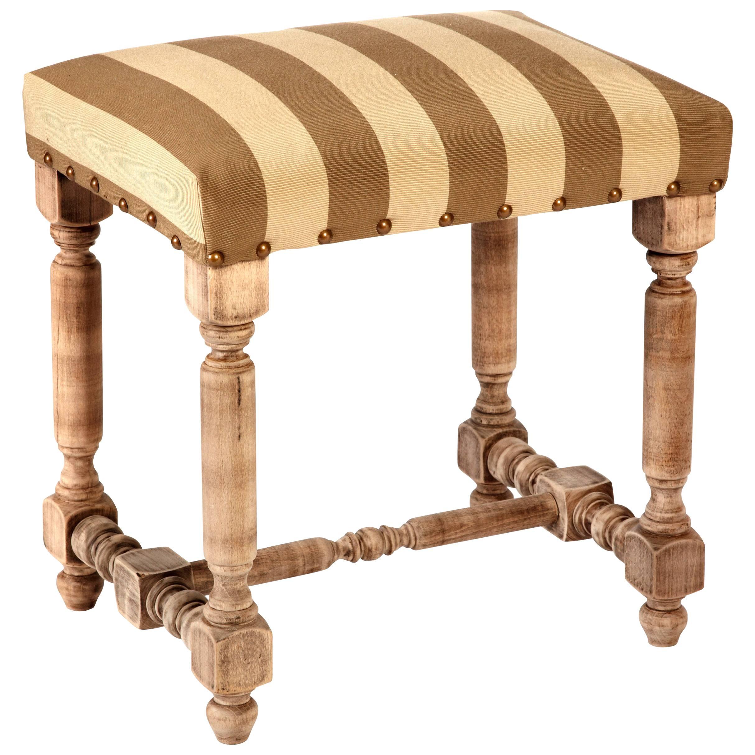 Tabouret ancien de style Louis XIII en vente