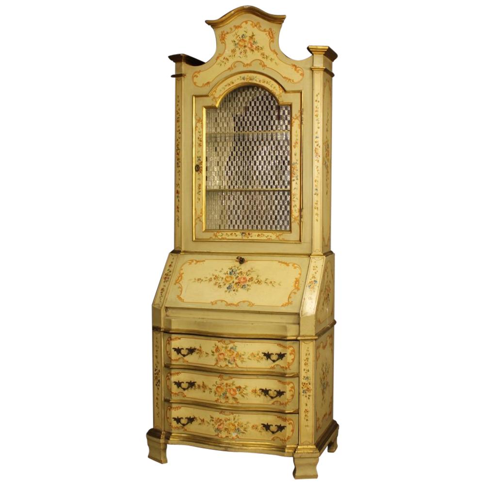 20th Century Yellow Lacquered, Gilt, Painted Wood Venetian Trumeau, 1970