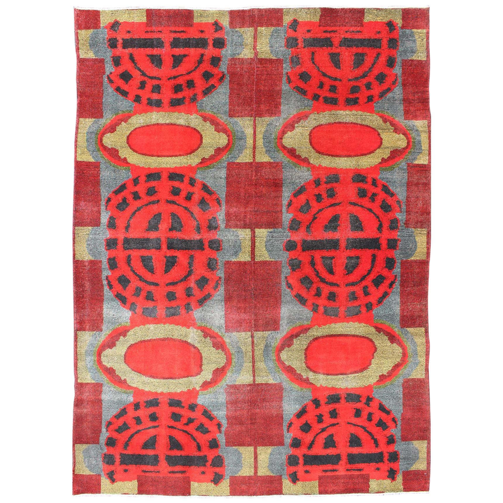 Tappeto vintage vibrante con design geometrico e moderno di metà secolo