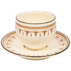 18th Century Wedgwood Creamware Cup and Sauce: Tasse Trembleuse