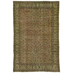 Tapis vintage surteint, tons verts