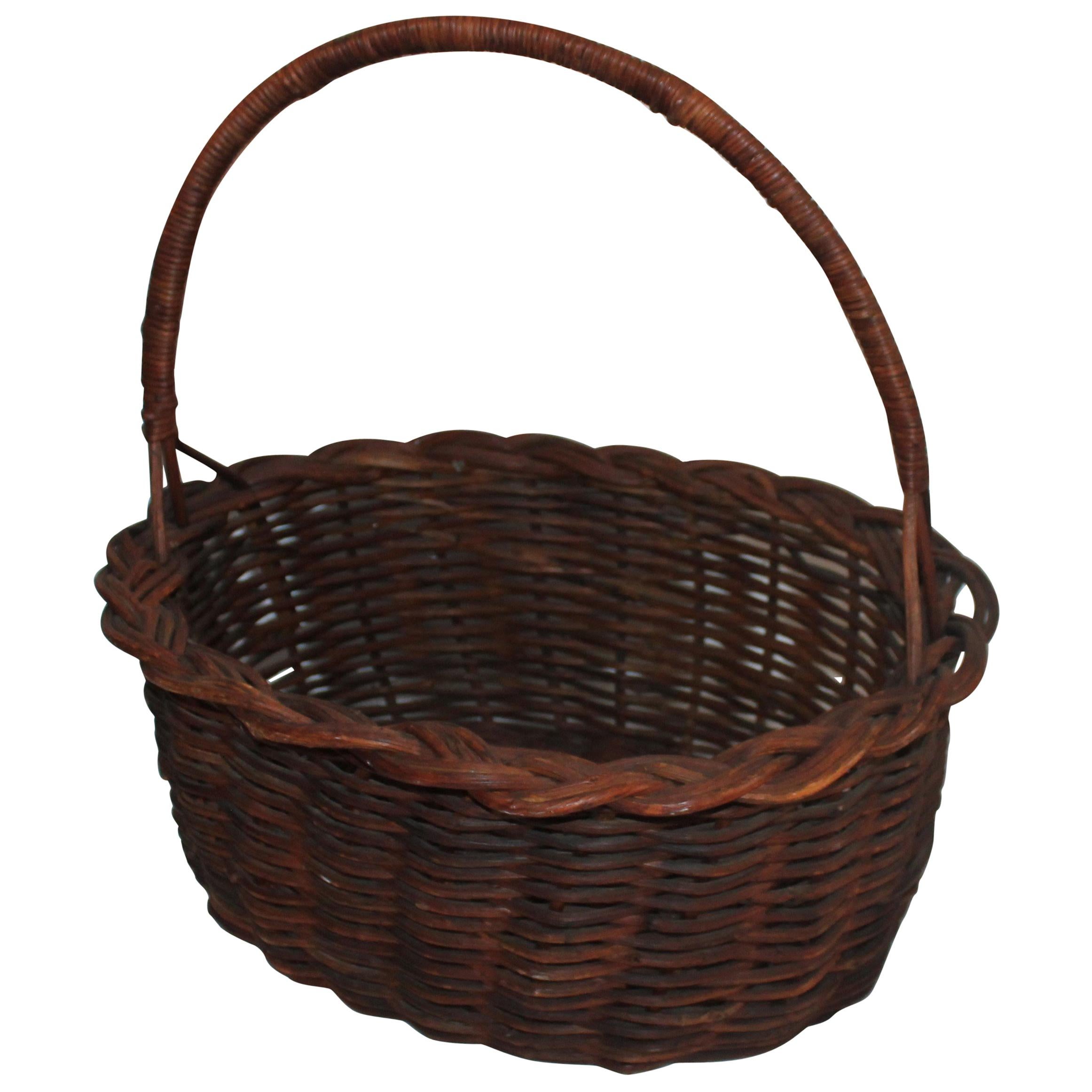19th Century Basket with Handle from Pennsylvania