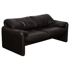 Braunes Ledersofa „Maralunga“ von Vico Magistretti für Cassina, 1973, Italien