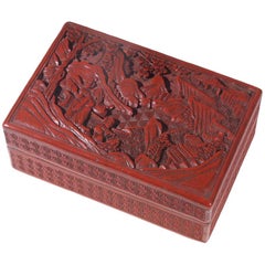 Boîte rectangulaire et couvercle en laque cinabre chinoise ancienne