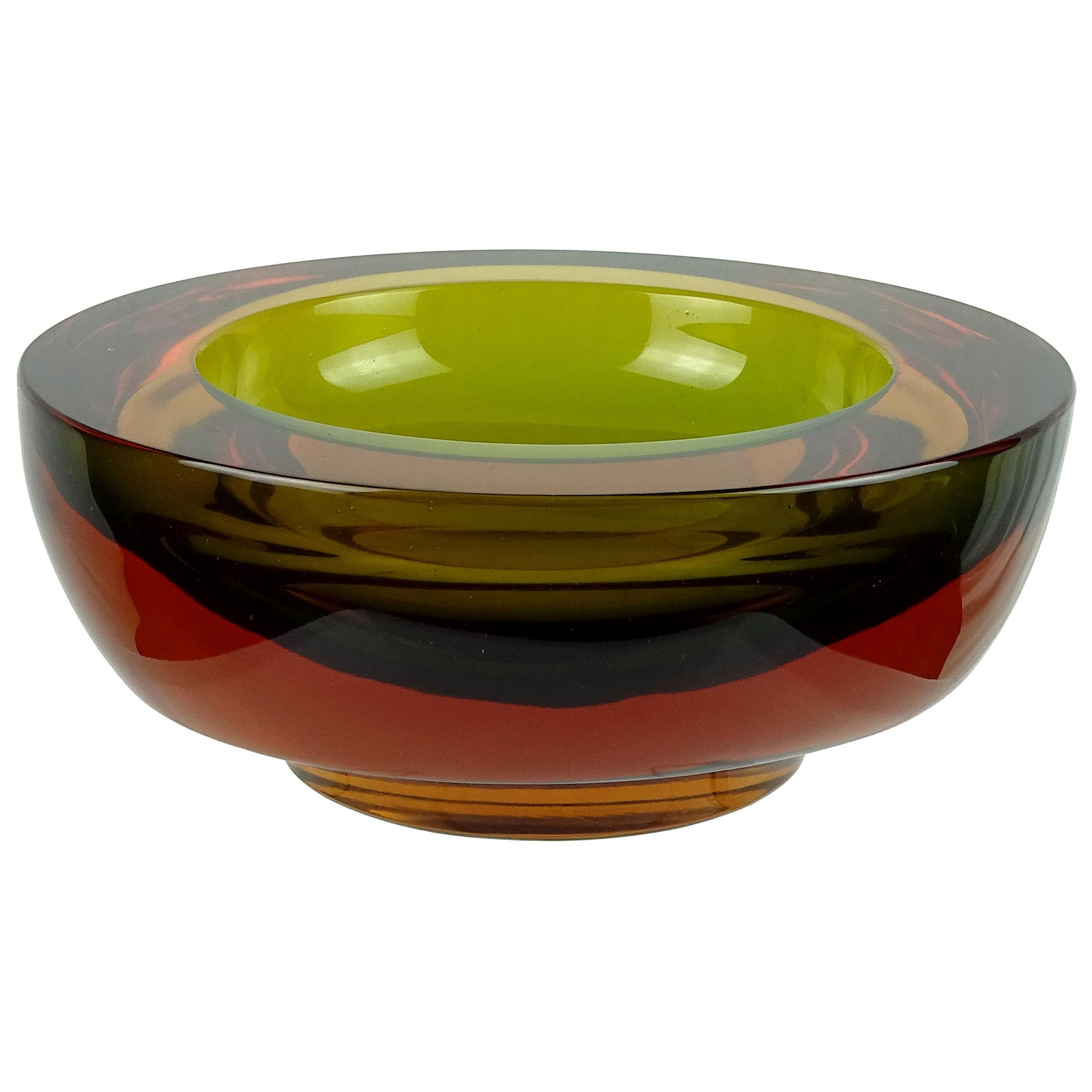 Poli Seguso Vetri d'Arte Murano Sommerso Green Red Amber Italian Art Glass Bowl