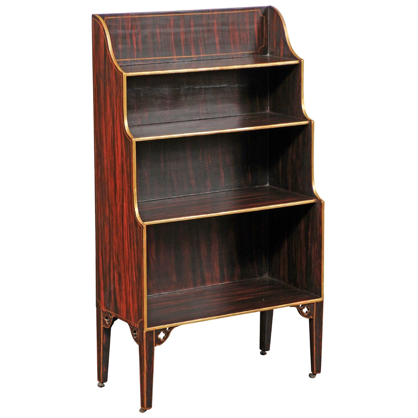 English 1850s Faux-Painted Waterfall Bookcase with Gilt Accents and Tapered Legs