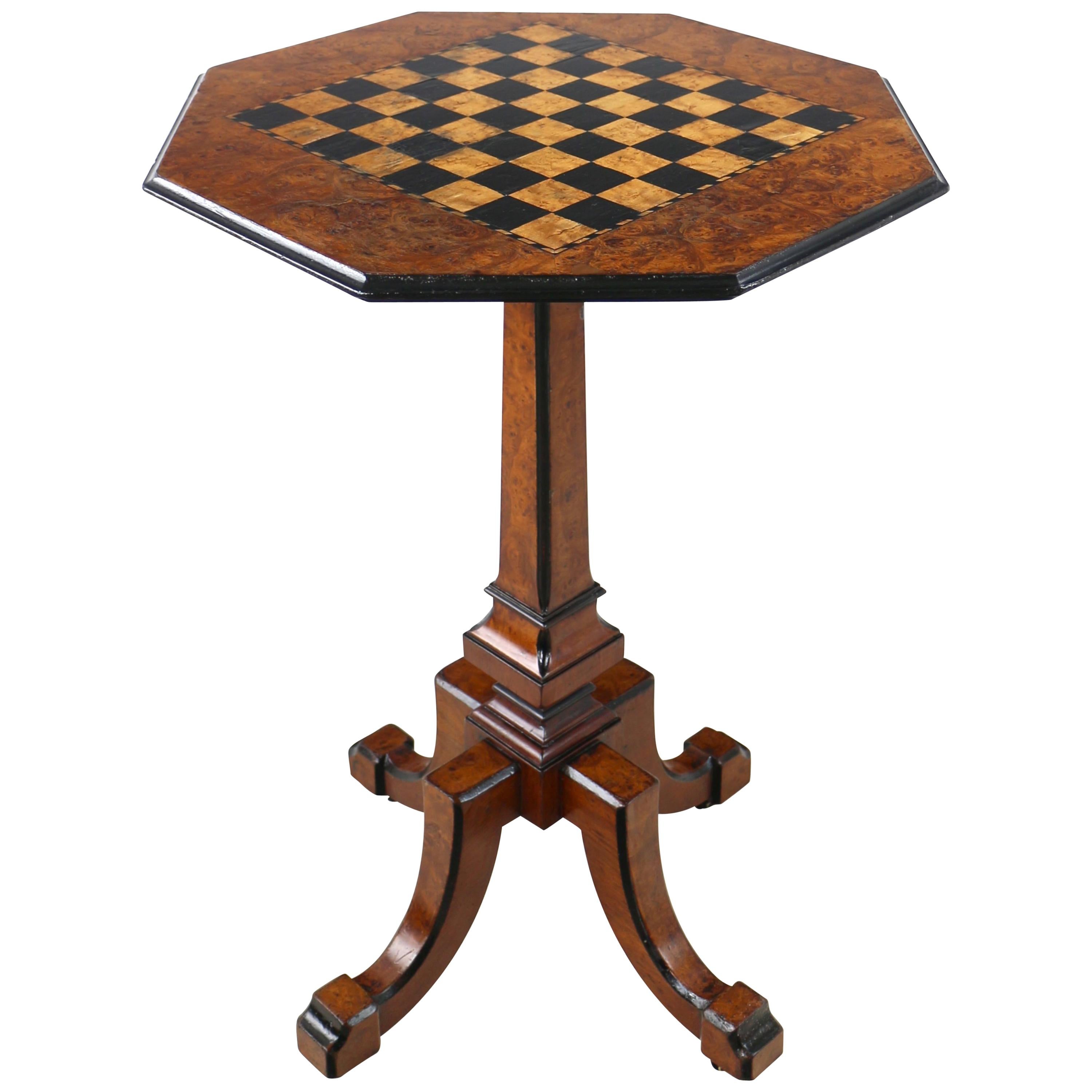 Antique Irish Killarney Yew Inlaid Chess Top Games Occasional Table