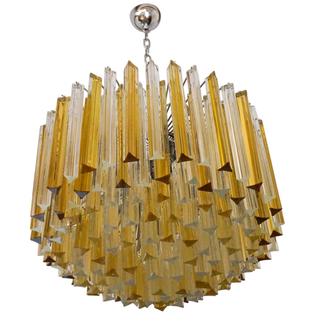 Venini Mid-Century Modern Crystal Amber Murano Glass Triedri Chandelier, 1984s im Angebot