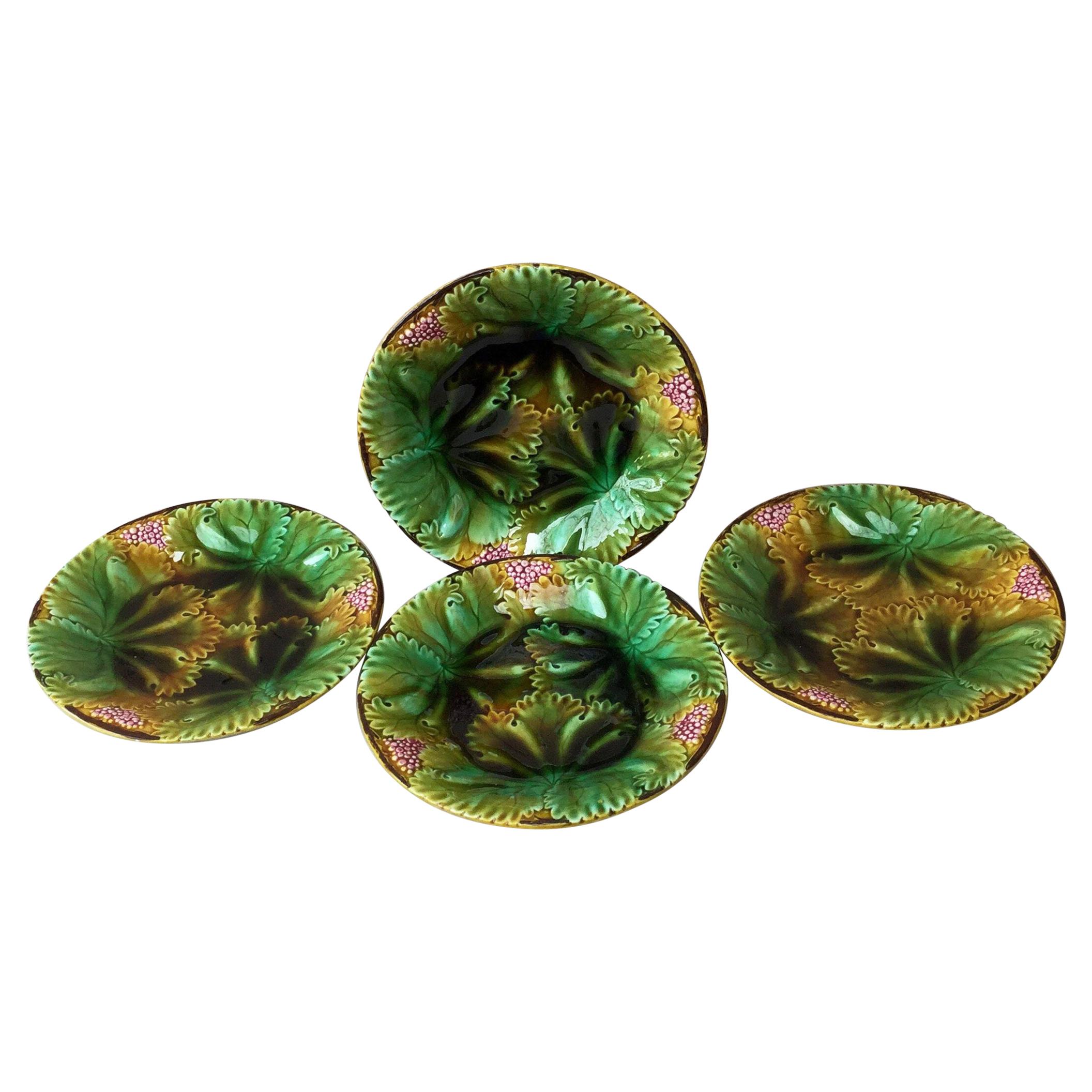 Set of Four Majolica Leaves and Berries Plates Sarreguemines, circa 1890