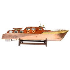 Vintage Model of the Speed Boat Gay Dawn N. 24 of the Club Victoria London, Copper Hull