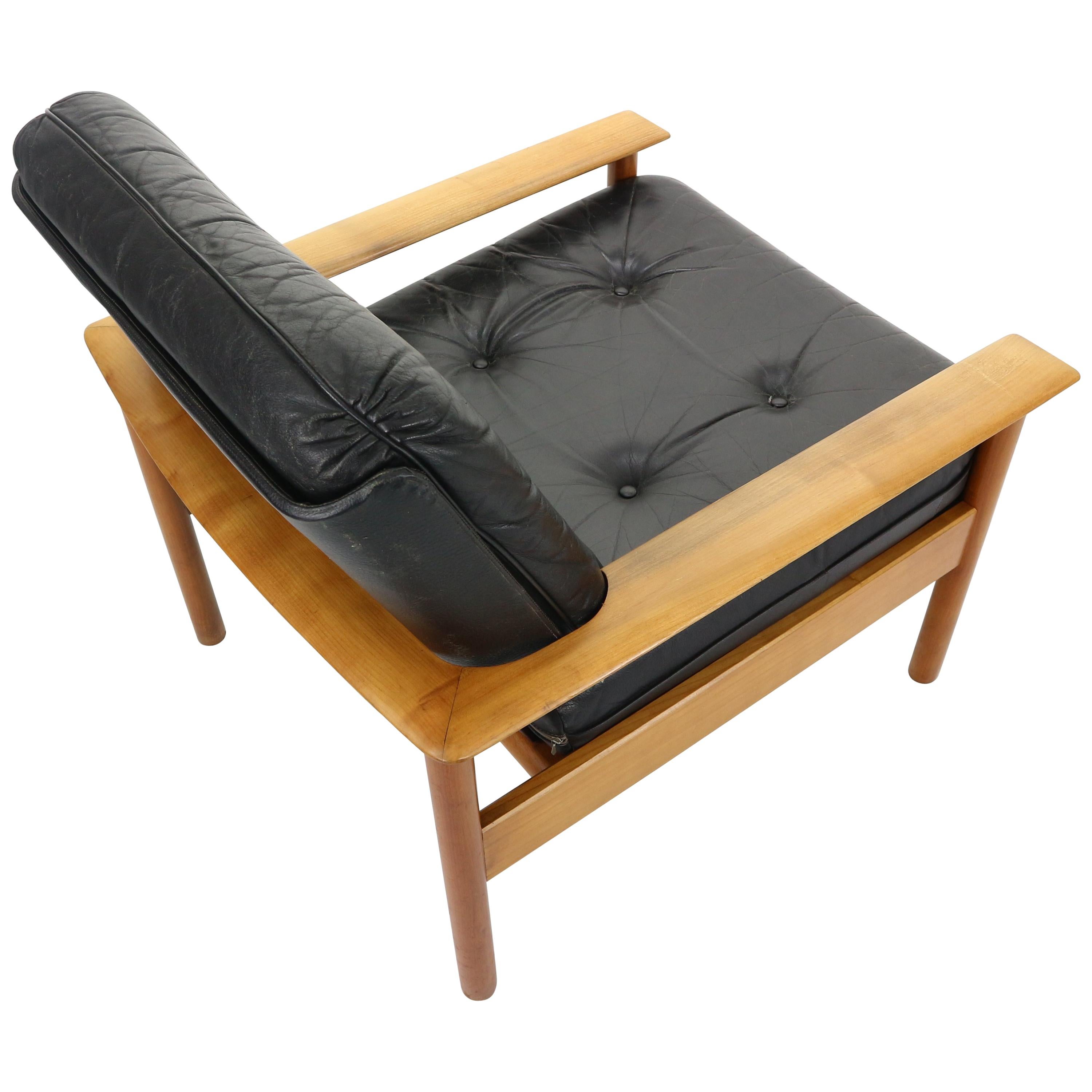 Mid-Century Modern Leather Lounge Chair, Scandinavian Design, 1960s