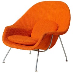 Eero Saarinen Womb Chair mit Originalpolsterung und Stahlgestell