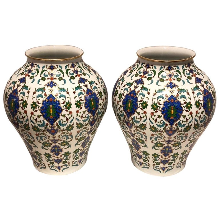 Pair of Large Porcelain Vases For Sale at 1stDibs