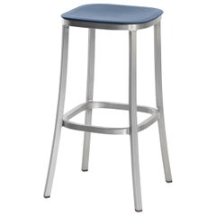 Tabouret de bar Emeco en aluminium brossé et bleu de Jasper Morrison