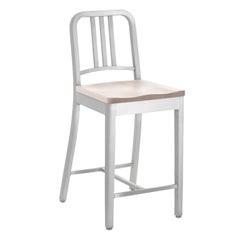 Tabouret de comptoir de la marine Emeco en aluminium brossé et frêne par la marine américaine