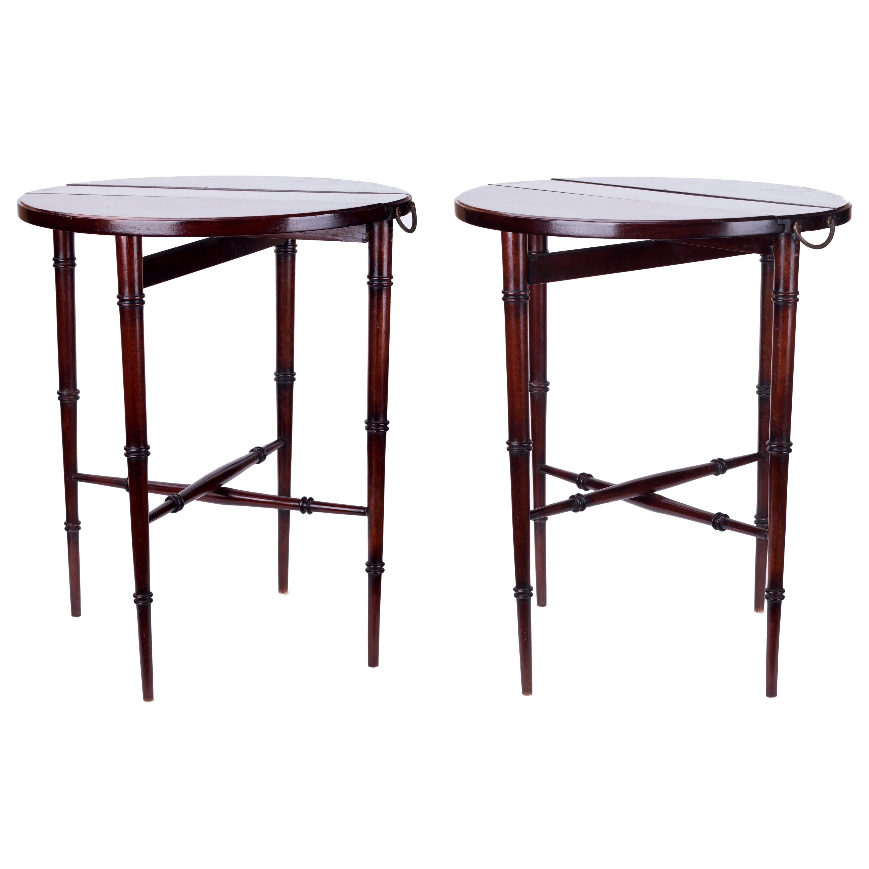 1950s English Pair of Folding Auxiliary Tables with Bronze Handles on the Sides