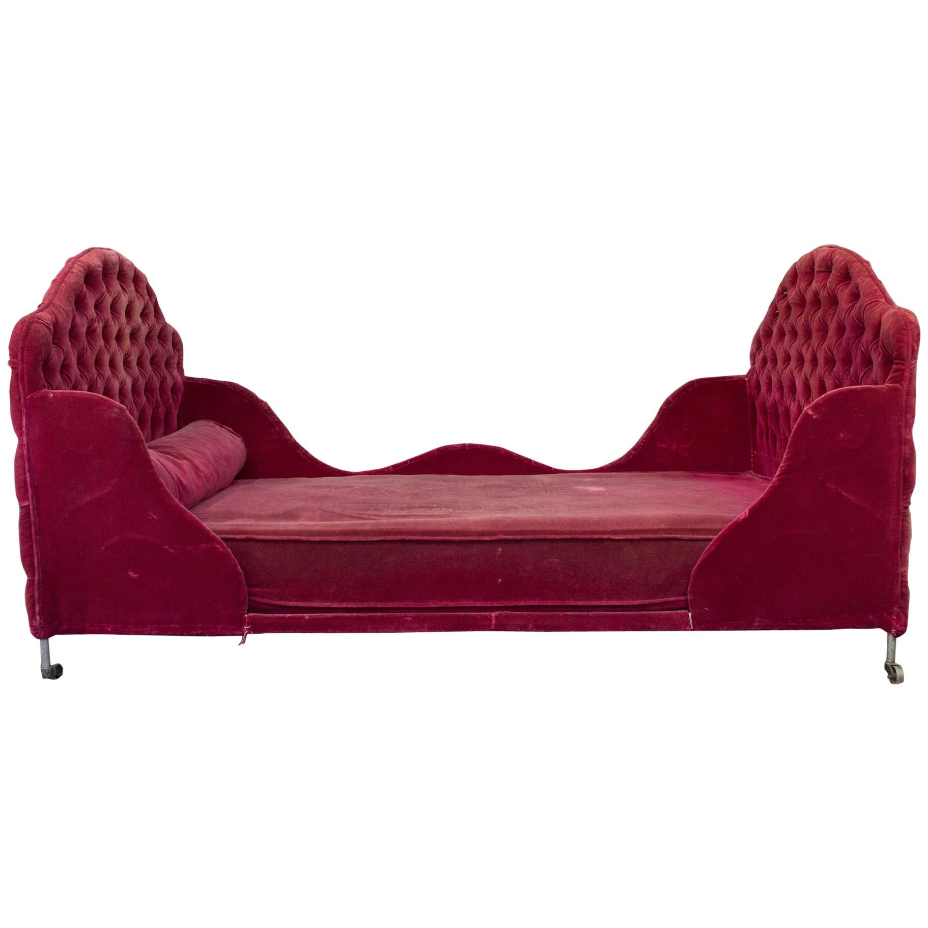 French 19th Century Daybed with Tufted Velvet