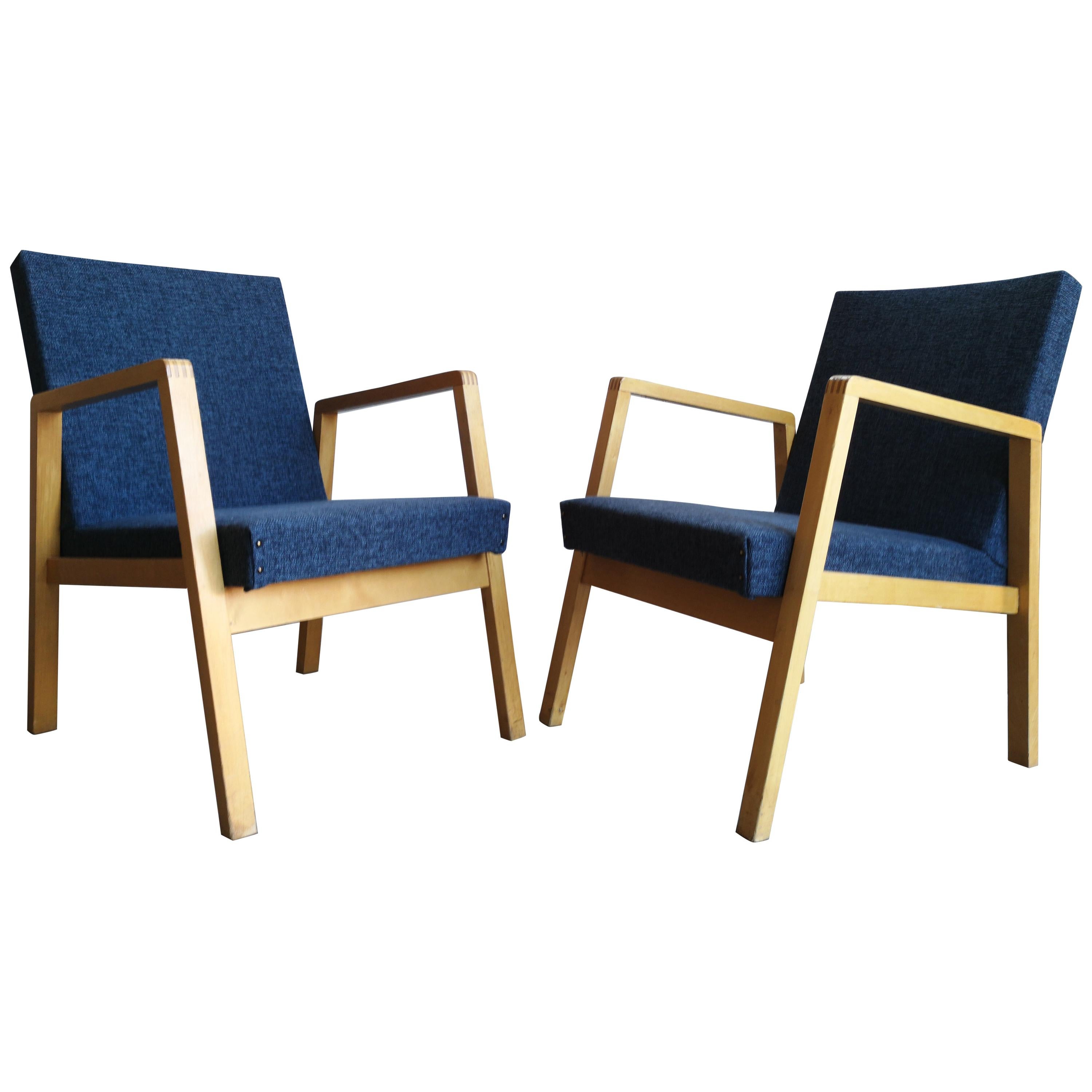 Pair of Stackable Alvar Aalto Upholstered Hallway Chair 54/404 For Sale