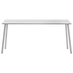 Petite table d'appoint Emeco Run en aluminium anodisé transparent par Sam Hecht + Kim Colin