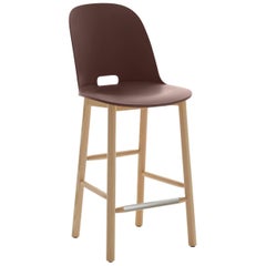 Tabouret de comptoir Emeco Alfi en frêne brun et foncé avec haut dossier par Jasper Morrison 