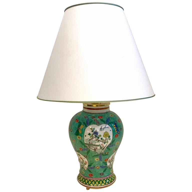 Chinese Hand Painted Porcelain Table Lamp For Sale at 1stDibs