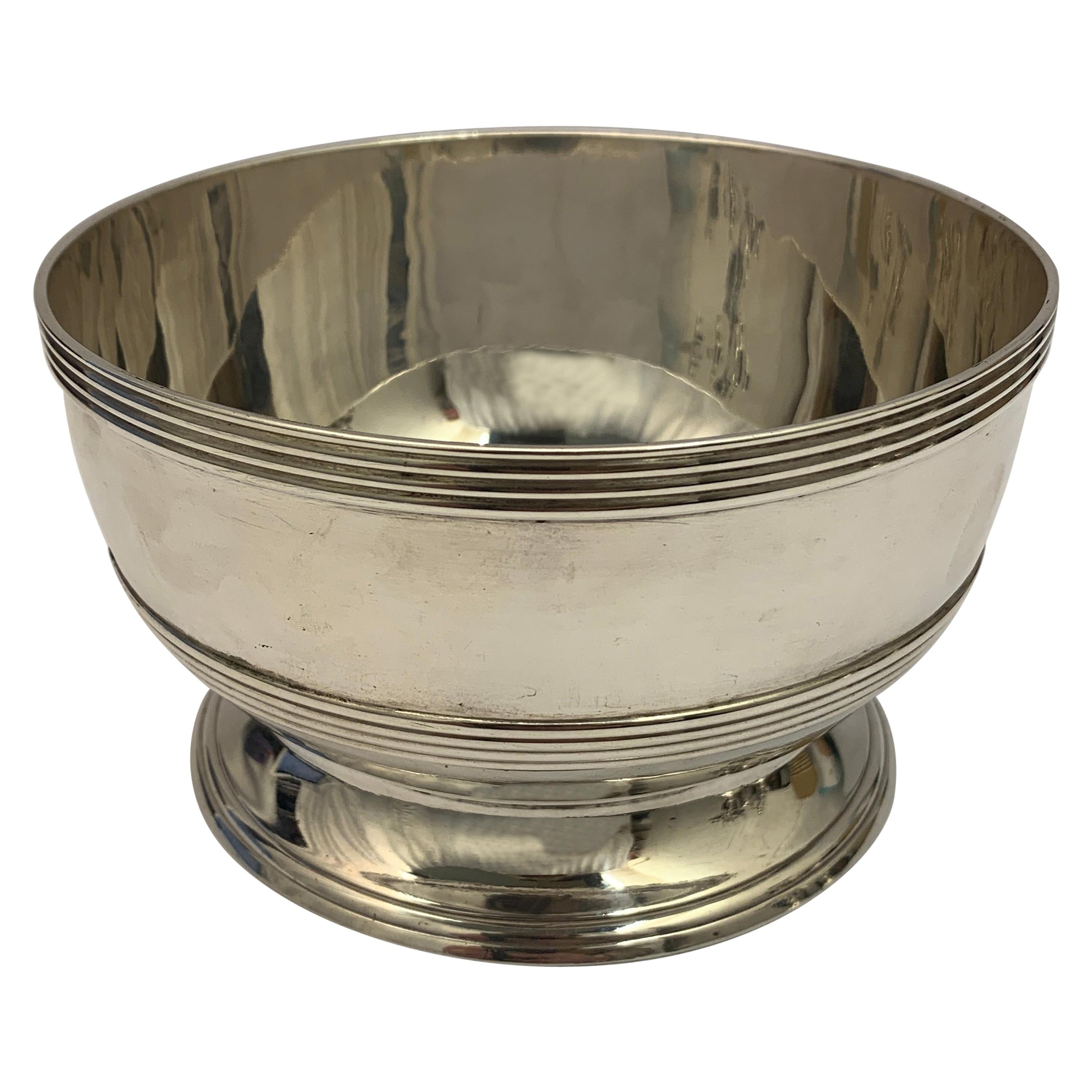 Georgian Silver Bowl Made by Peter and William Bateman, England, 1810 For Sale