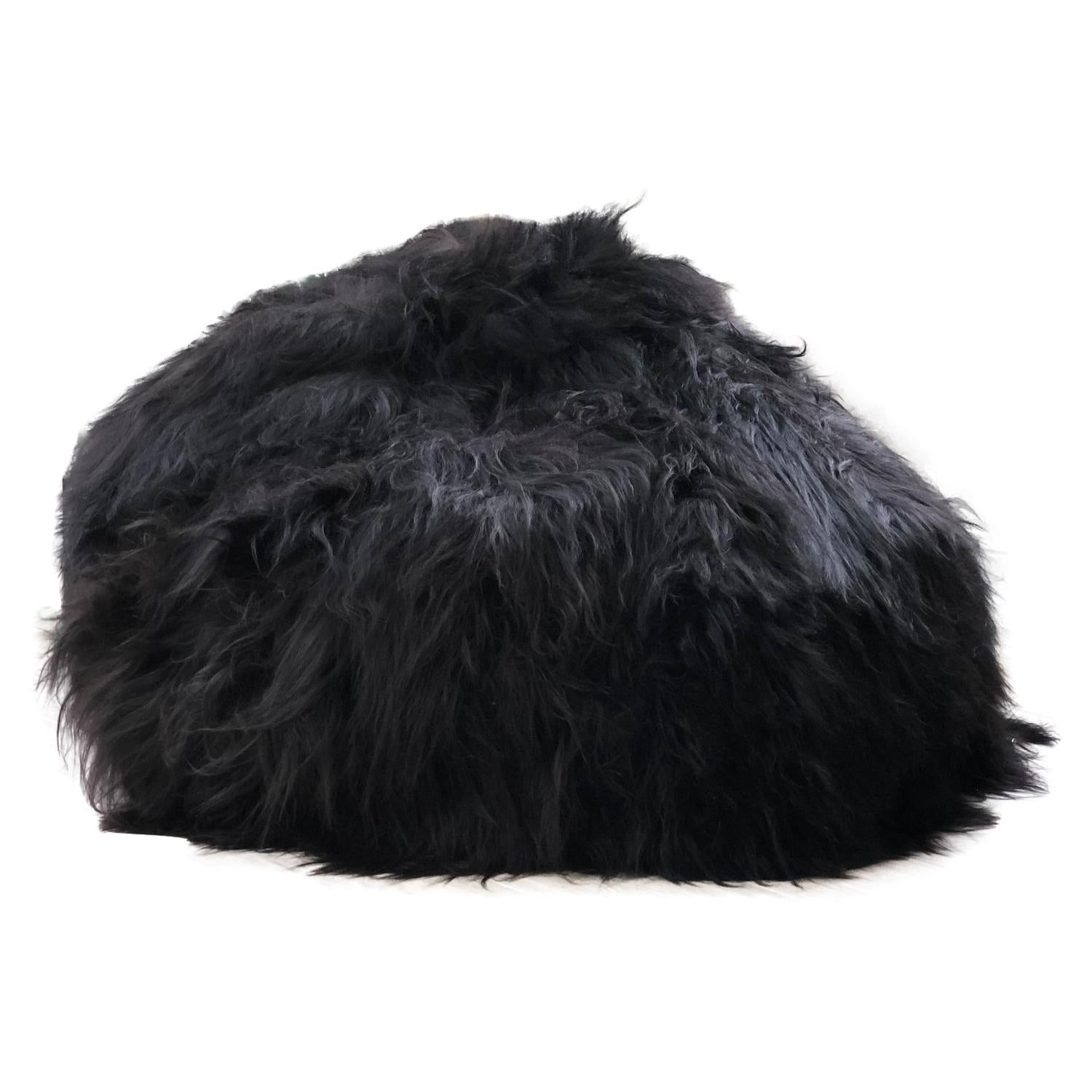 Fauteuil pouf Shaggy noir - Peau de mouton islandaise fabriquée en Australie