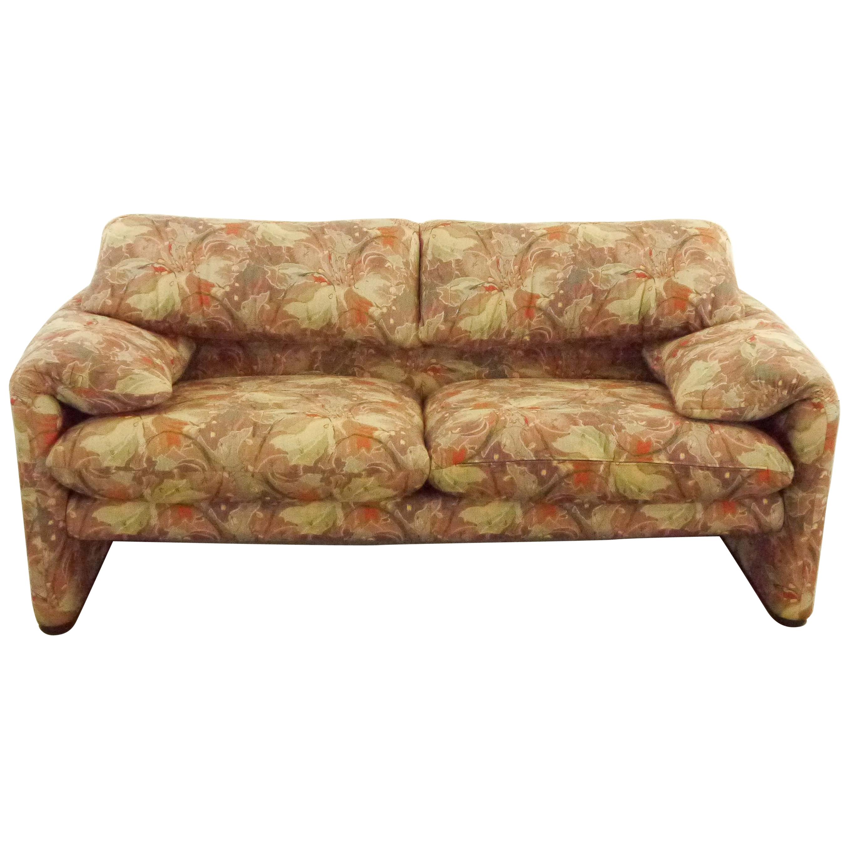 Cassina Maralunga 2-Seat Sofa by Vico Magistretti in Flowered Fabric