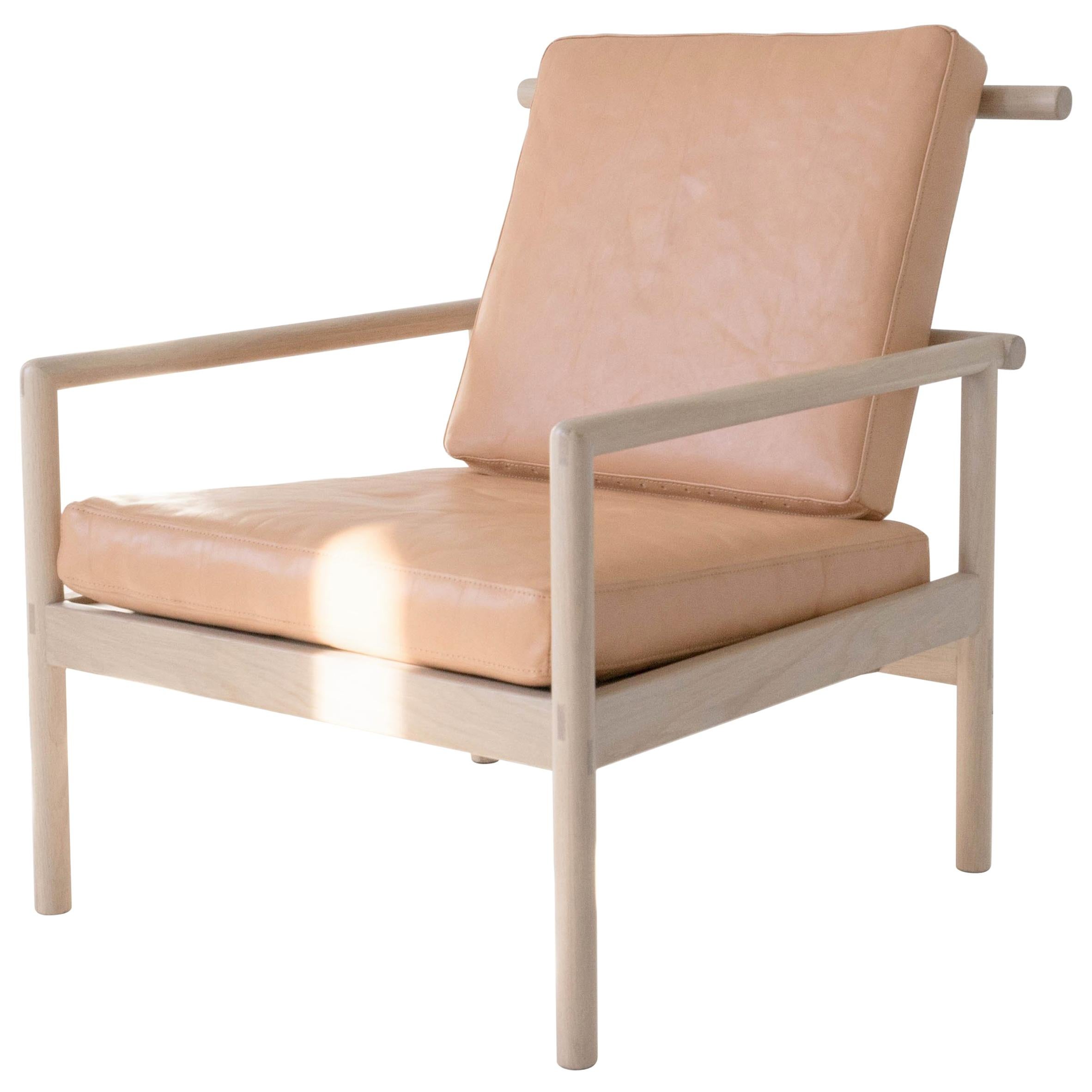 Ten Chair by Sun at, Nude Minimalist / Midcentury Lounge Chair in Wood, Leather For Sale