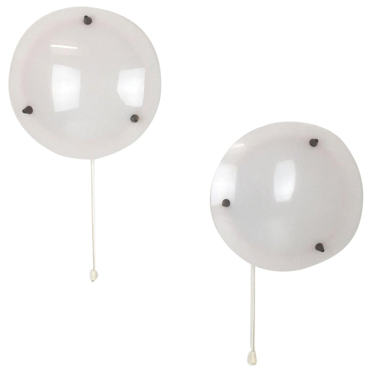 Set of Two Modernist Italian Acryl and Metal Sconces Wall Lights, 1950s