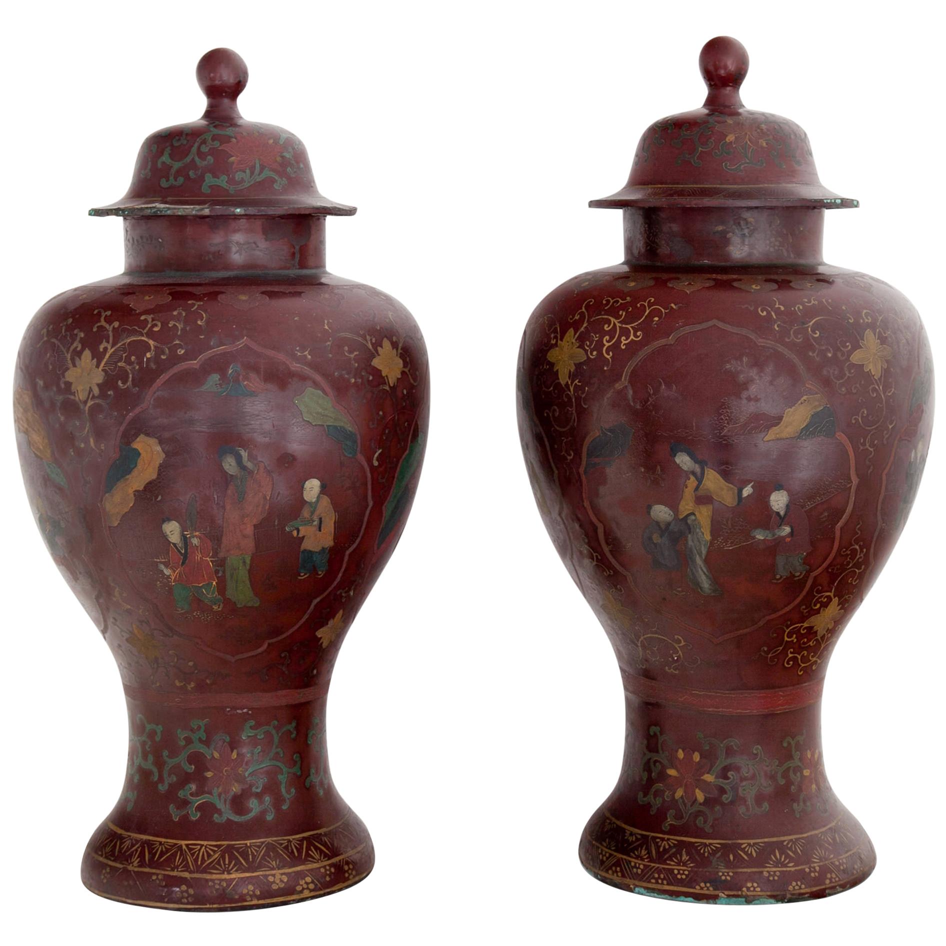 Chinoiserie Lidded Vases, Probably Berlin, Early 19th Century