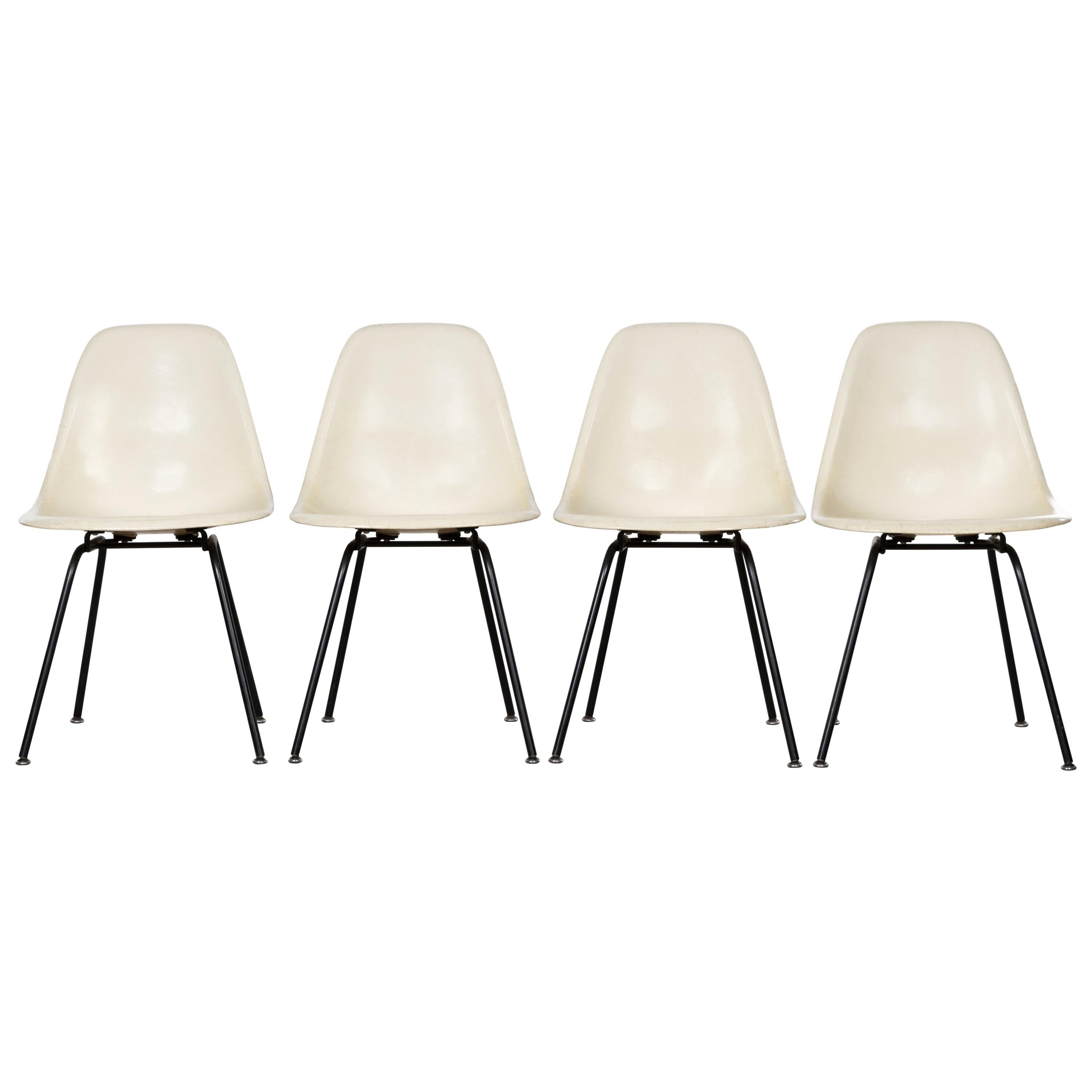 Set of 4 Early Parchment Eames DSX Dining Chairs for Herman Miller