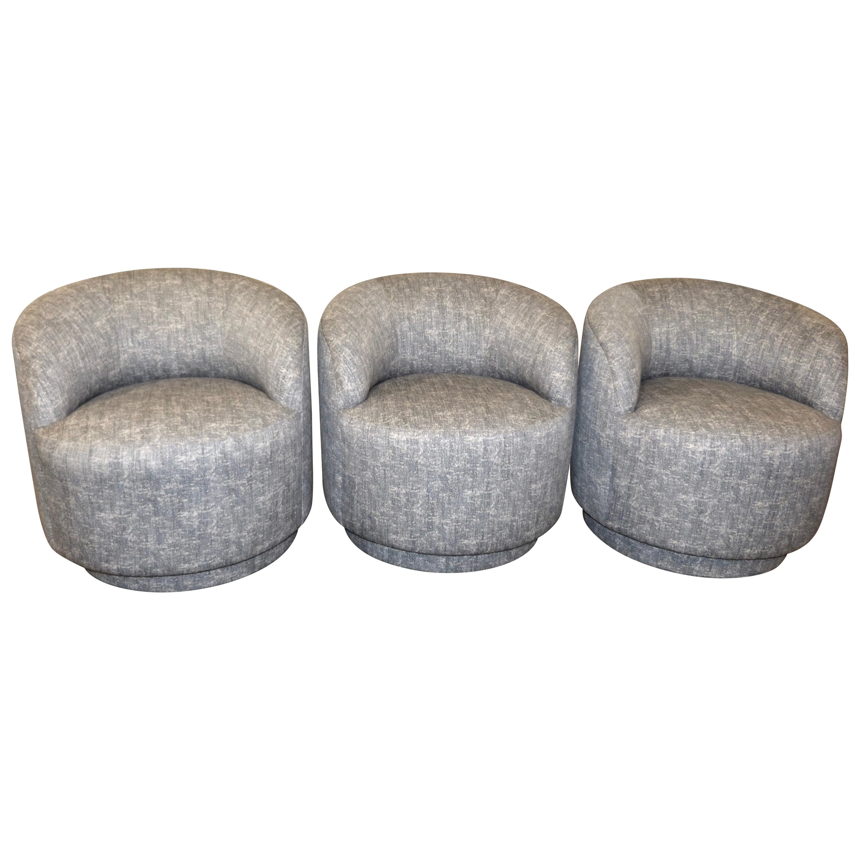 Set of 3 Upholstered Chairs on Platforms