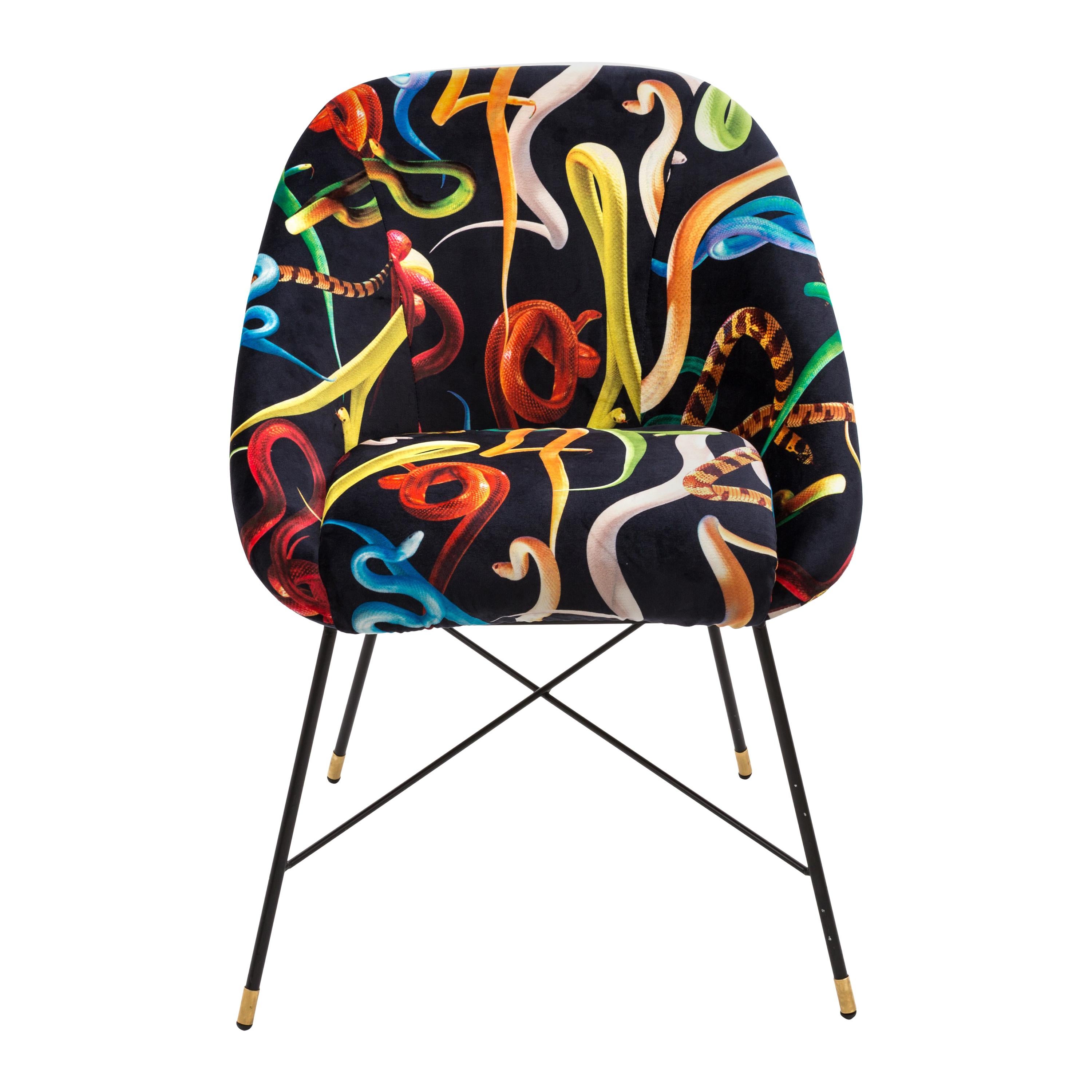Chaise d'appoint tapissée « serpents » Seletti par Toiletpaper