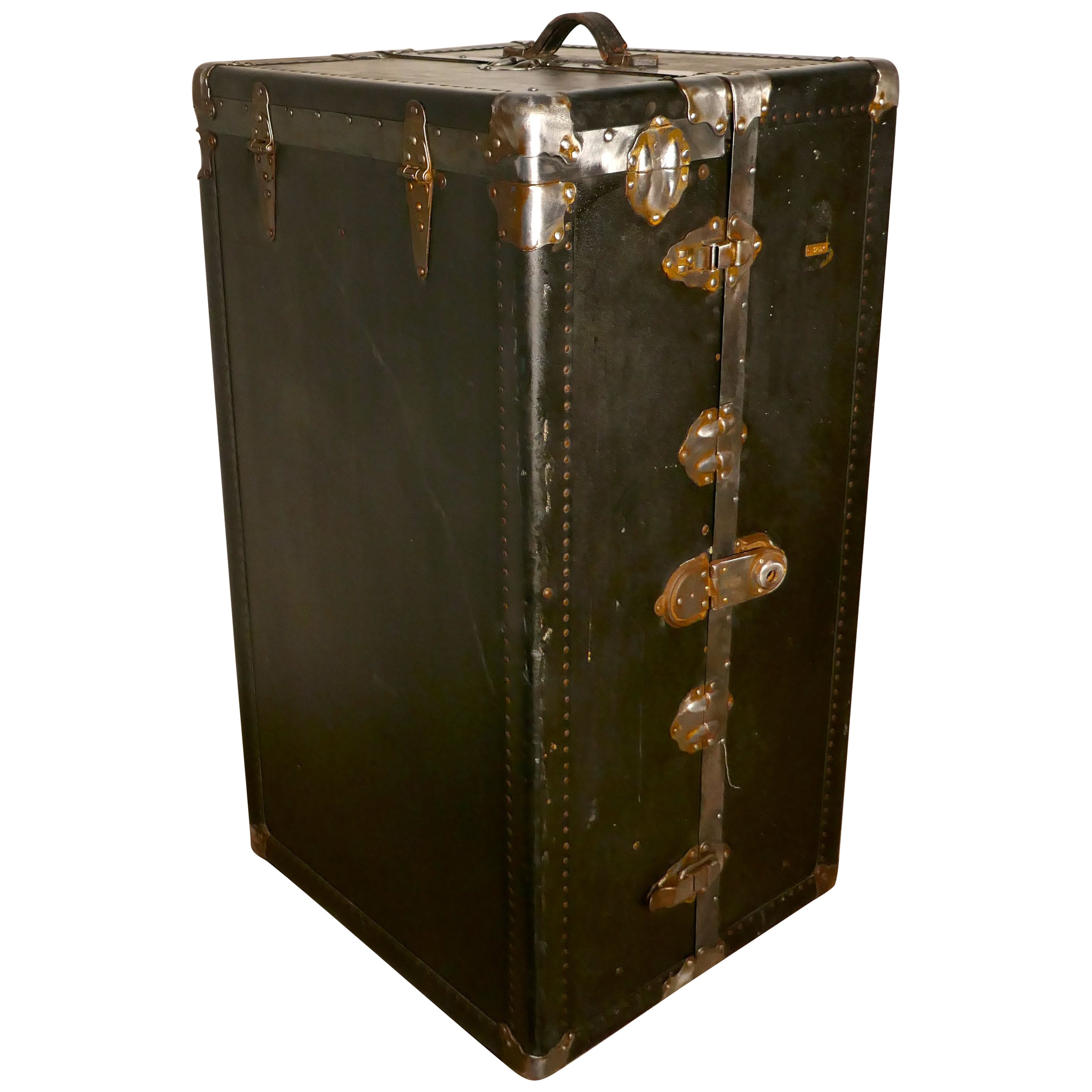 Vintage Steamer Trunk by Excelsior For Sale at 1stDibs