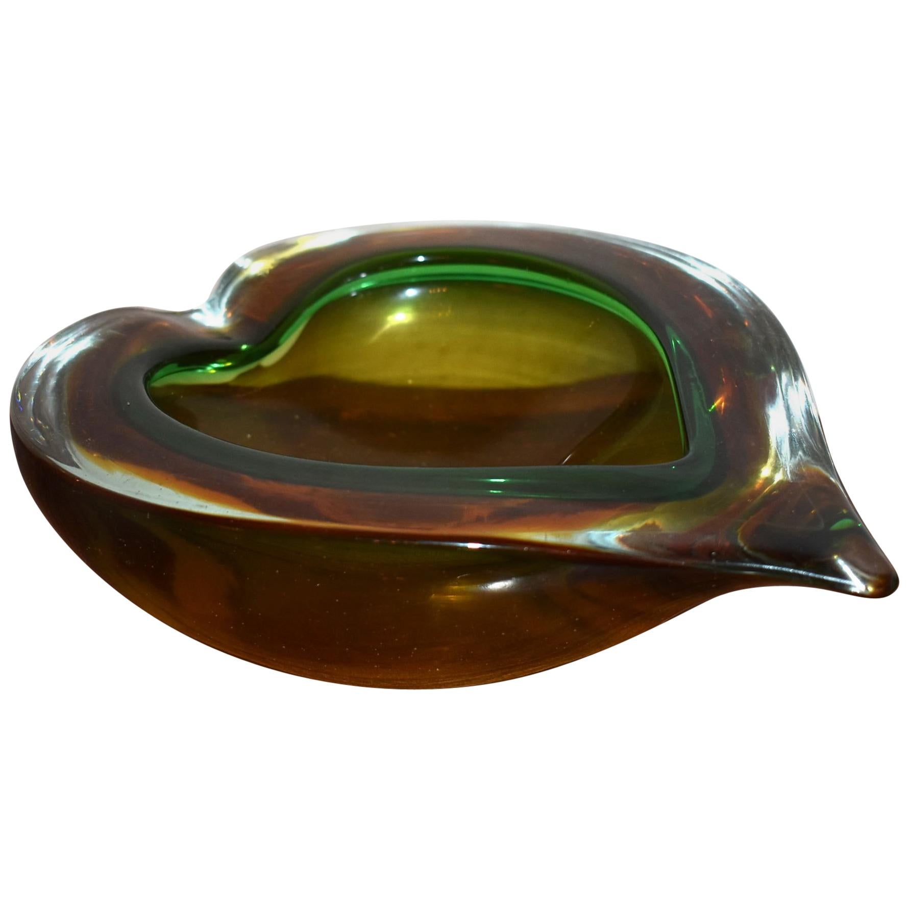 Grand bol à cendrier en verre de Murano en forme de cœur des années 1960