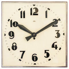 Bellissimo orologio da parete Bauhaus di grandi dimensioni