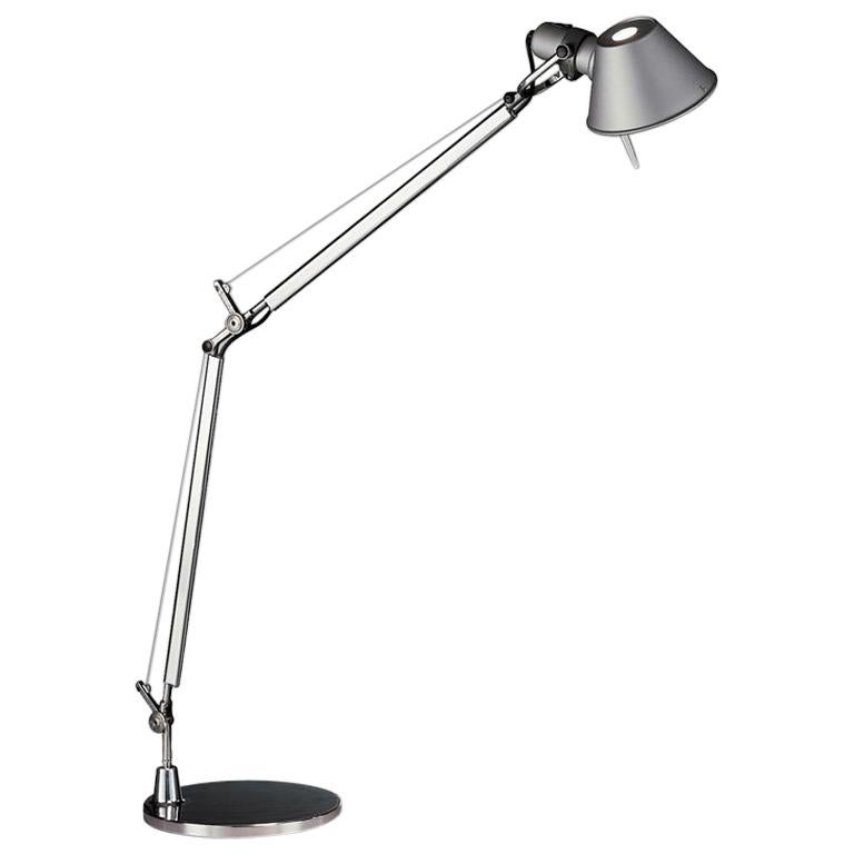 Artemide Tolomeo Midi LED Table Lamp in Aluminum with Base For Sale at  1stDibs