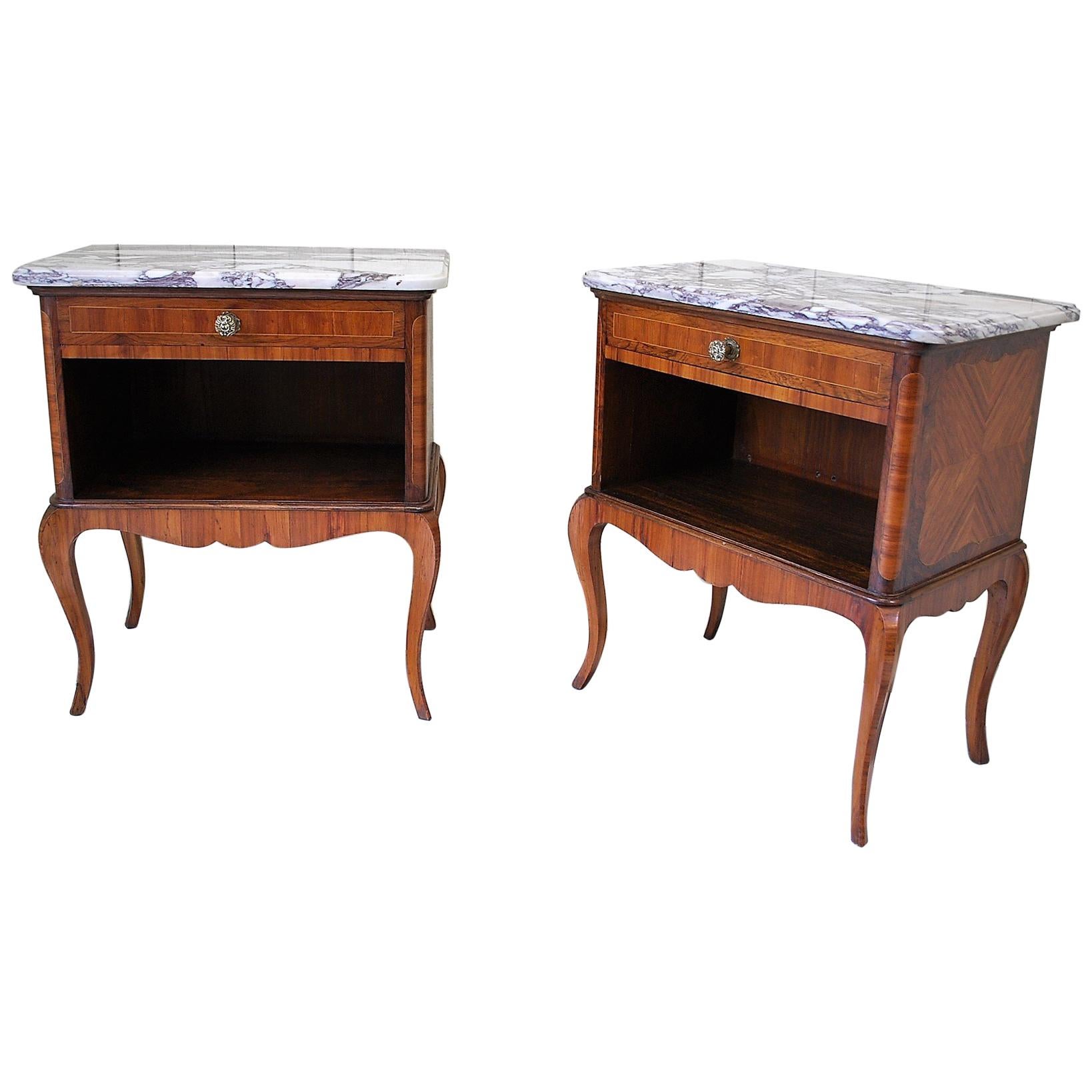 Pair of French Tulipwood Bedside Cabinets or Nightstands For Sale