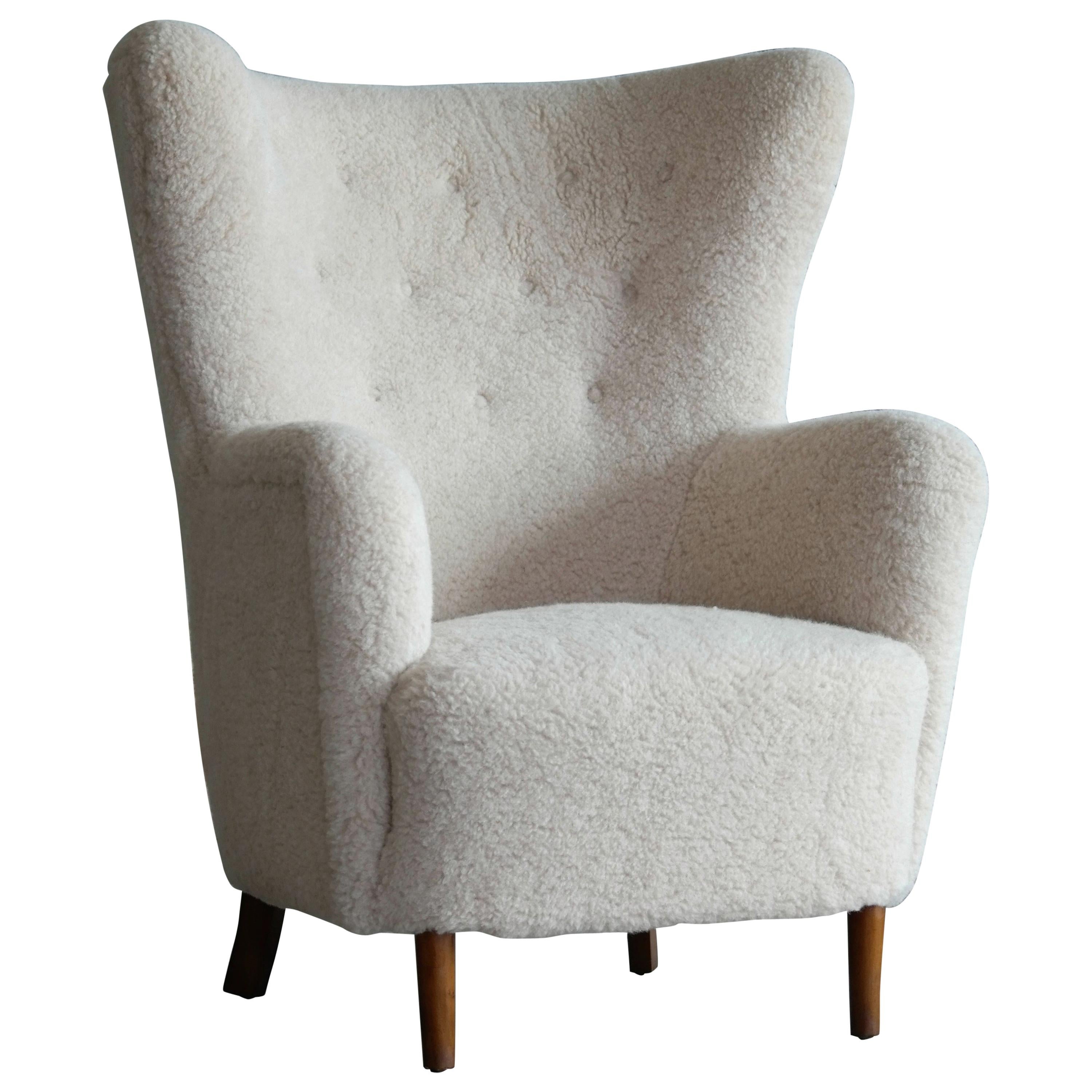 Danish 1940s High Back Lounge Chair in Beige Lambswool in Flemming Lassen Style