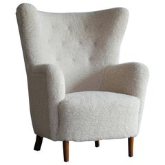 Danish 1940s High Back Lounge Chair in Beige Lambswool in Flemming Lassen Style