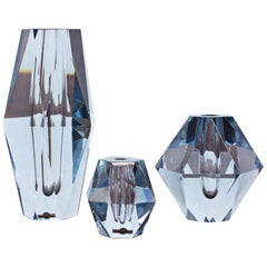 Vases modernes scandinaves en cristal "Diamond" de Strömbergshyttan Suède:: lot de 3