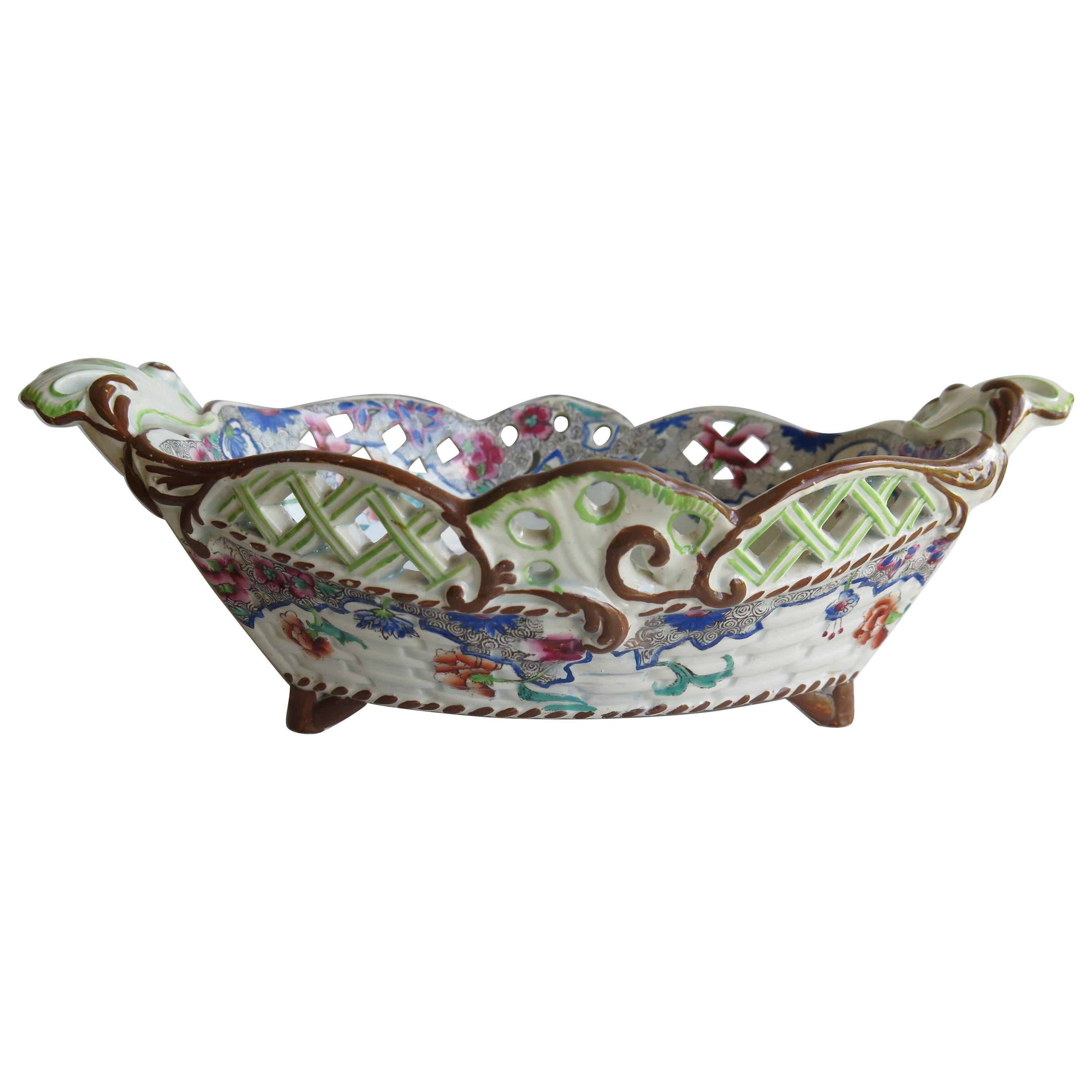 Frühe Spode Creamware Keramik durchbohrt Chestnut Korb,  Englisch um 1825
