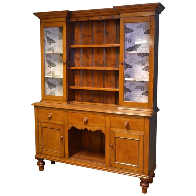 Victorian Welsh Oak Antique Dresser For Sale at 1stDibs