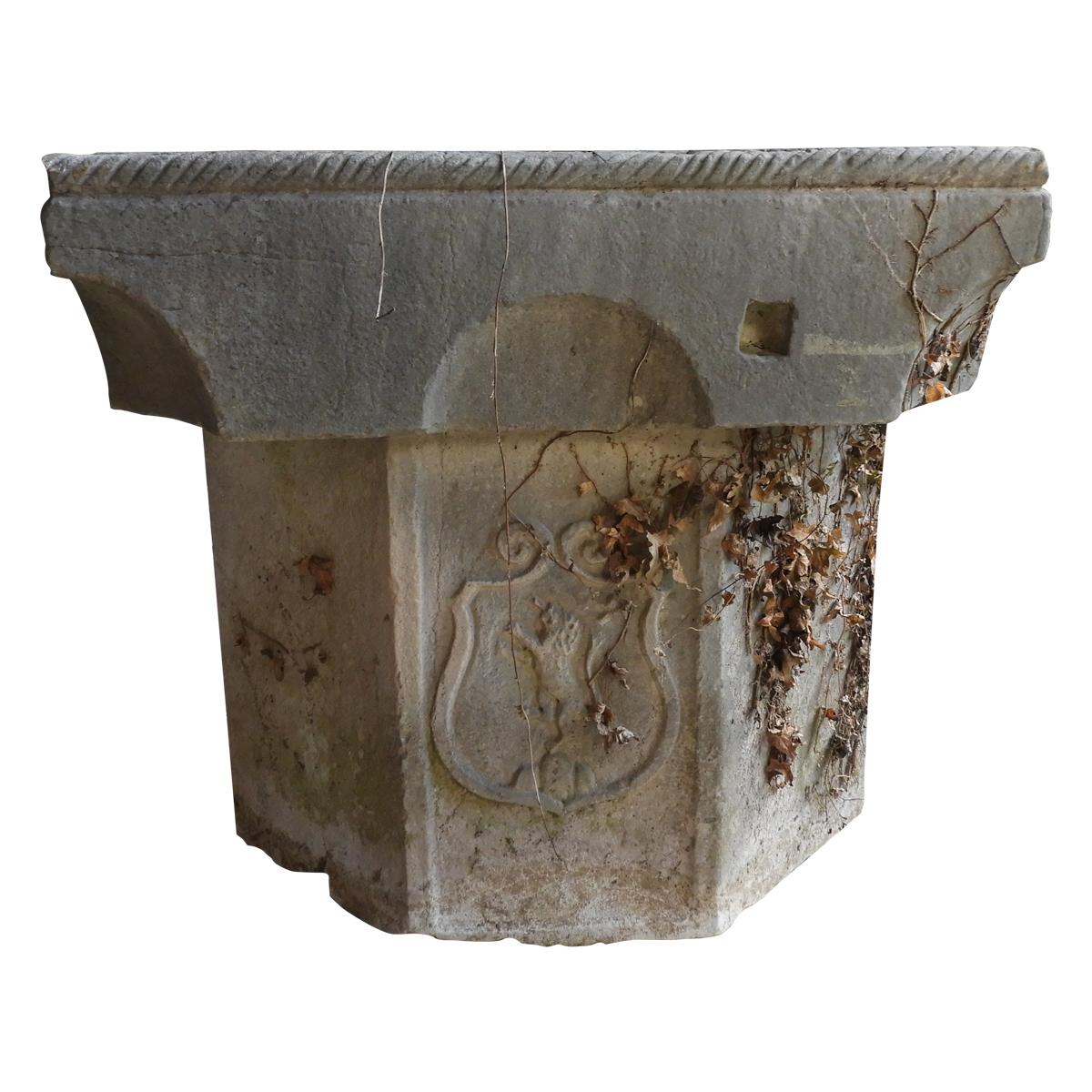 18th Century Venetian Limestone Wellhead For Sale